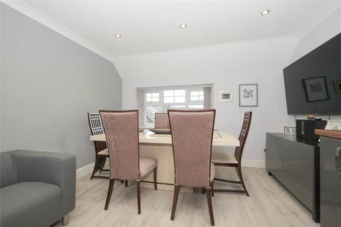 7, Branwell Lodge The Strone, Apperley Bridge, Bradford, BD10 0NY