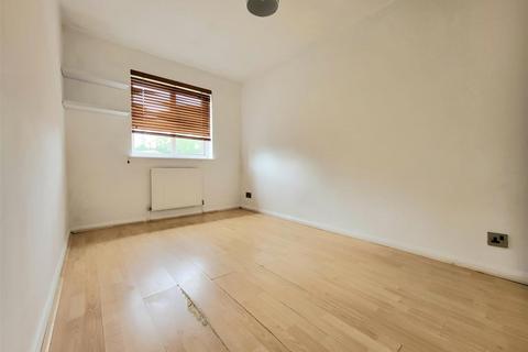 43 Cramptons Road, Sevenoaks, TN14 5ES