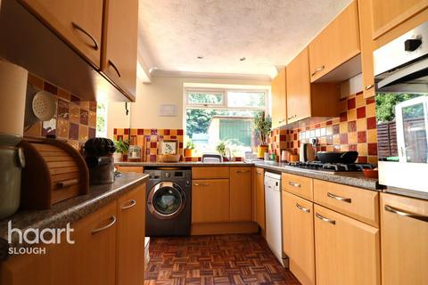 3 bedroom terraced house for sale, Fairview Road, Slough