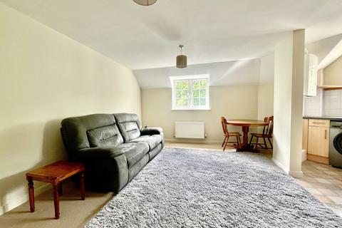 31 Elder Crescent, Lindford, Bordon, GU35 0RF