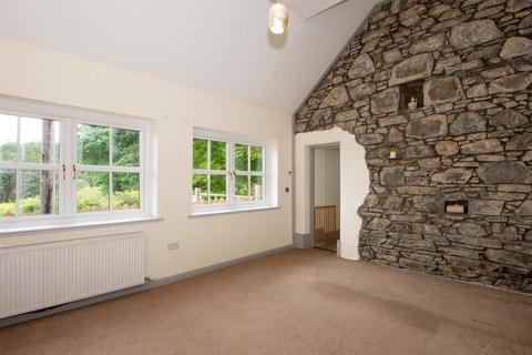 Avondale, 110 Main Street, Tomintoul, Ballindalloch, AB37 9HA