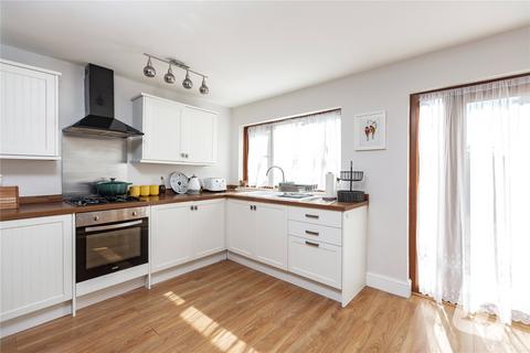 86 Barton Avenue, Romford, RM7 0ND