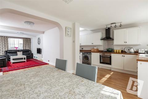 86 Barton Avenue, Romford, RM7 0ND