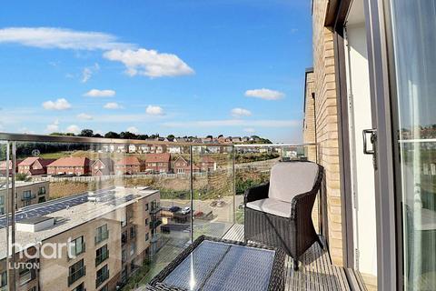 2 bedroom apartment for sale, Stirling Drive, Luton