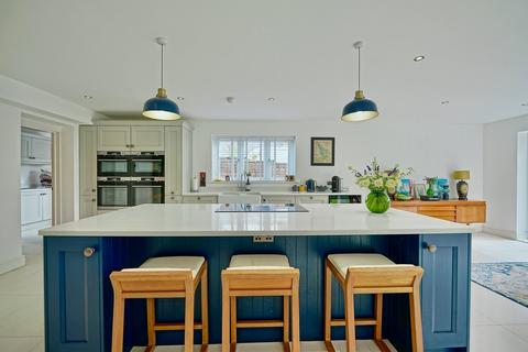 5 bedroom detached house for sale, Hamerton Road, Winwick, PE28