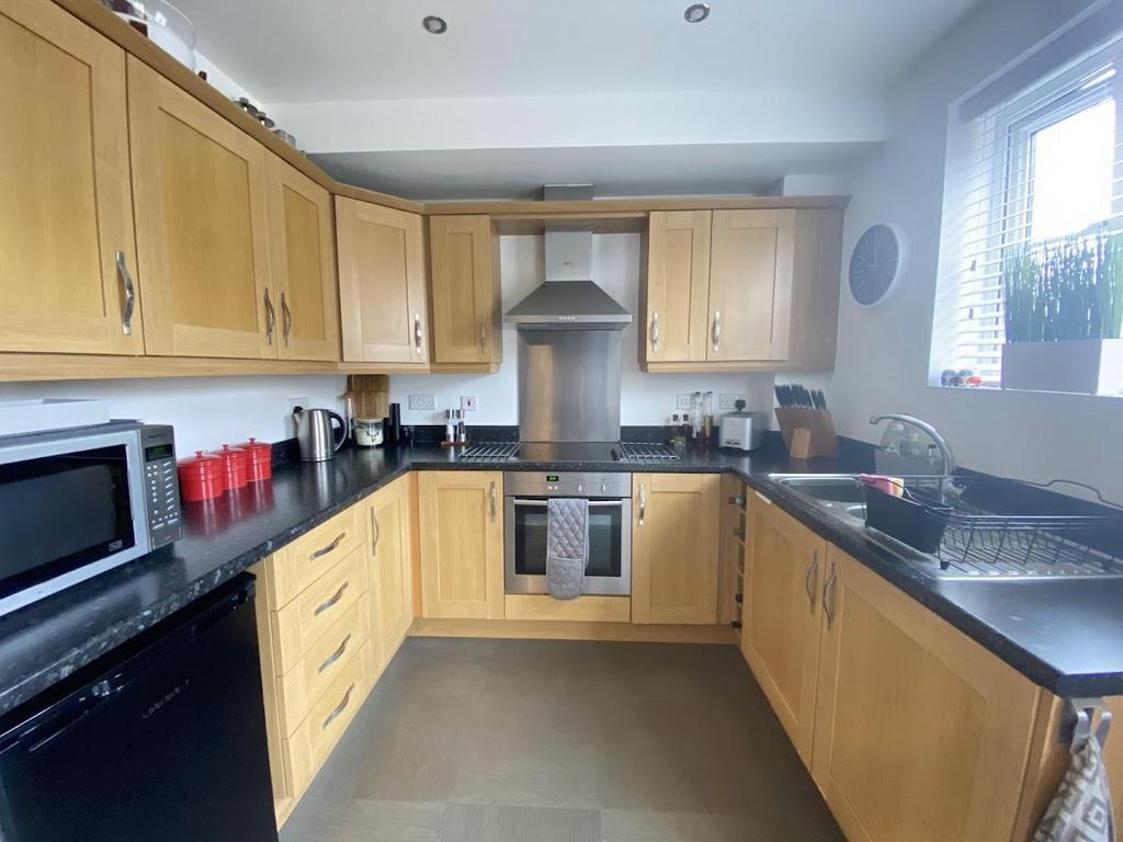 Dining kitchen