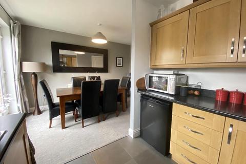 126 Highfields Park Drive, Derby, DE22 1JU