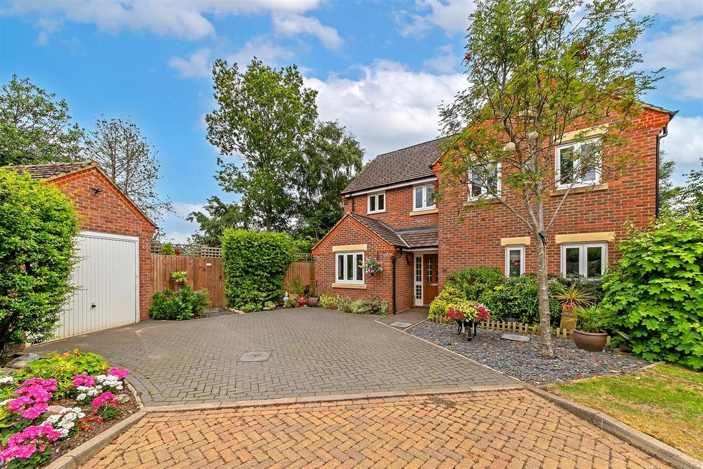36 Laburnham Grove-13.jpg