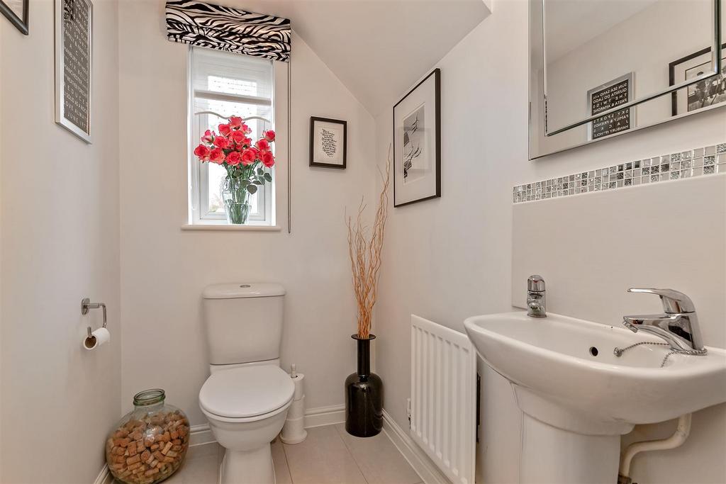 36 Laburnham Grove-36.jpg