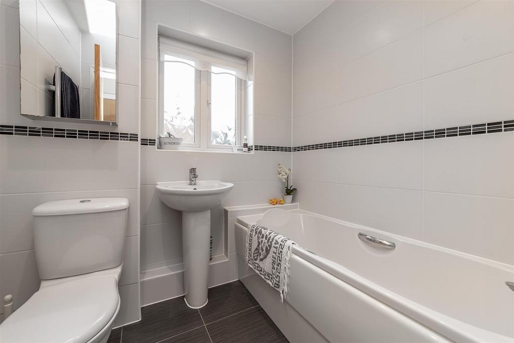 36 Laburnham Grove-45.jpg