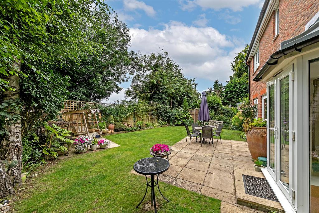 36 Laburnham Grove-49.jpg