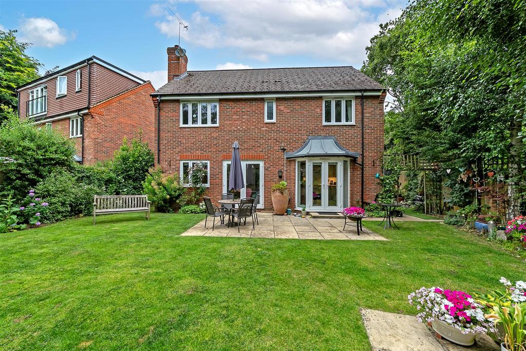 36 Laburnham Grove-51.jpg