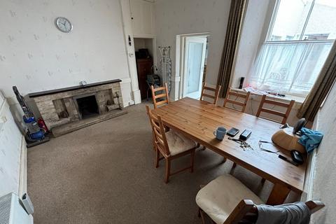 Llyseinon Station Road, Tregaron, SY25 6HX