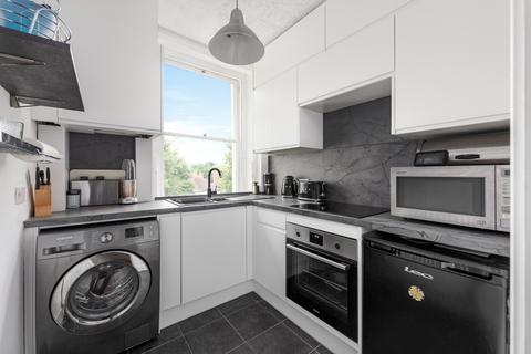 2 bedroom apartment for sale, Ringwood Court, Kidbrooke Grove, SE3