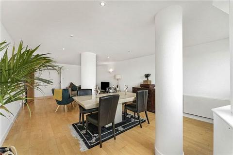 2 bedroom flat for sale, Arnhem Place, London, London, E14 3SS