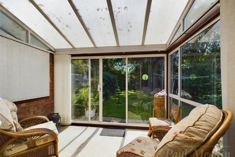 66 Albatross Gardens, Selsdon, South Croydon, CR2 8QX