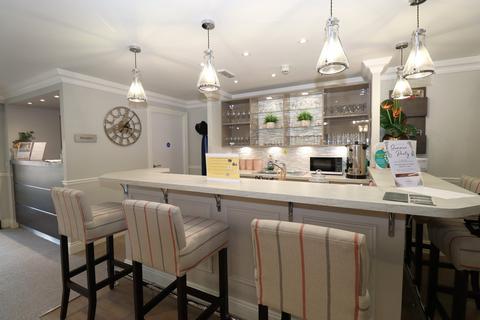 undefined, Victoria Road, Farnborough GU14