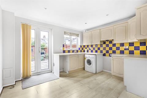 10 Redwood Way, Barnet, EN5 2RT