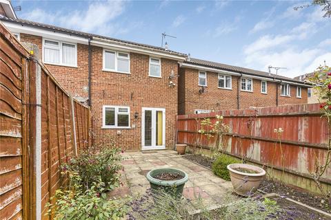 10 Redwood Way, Barnet, EN5 2RT