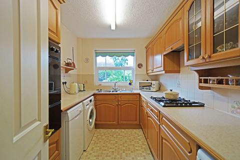 20 Brooksby Grove, Dorridge, Solihull, B93 8BW