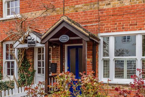 3 bedroom cottage for sale, Cookham SL6