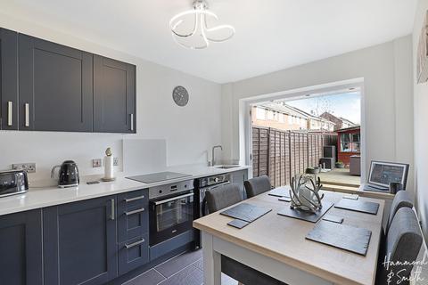 60 Higham View, North Weald, Epping, CM16 6DD