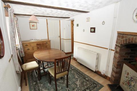 2 Silver Street, Wells, BA5 1UN