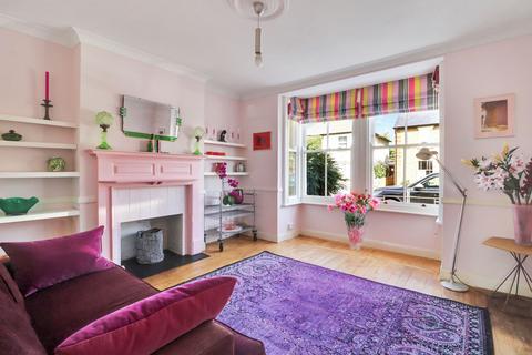 42 Summer Road, East Molesey, KT8 9LS