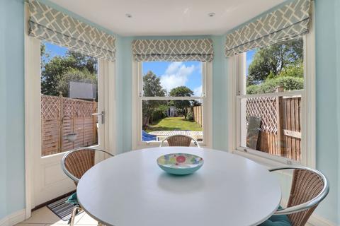 42 Summer Road, East Molesey, KT8 9LS