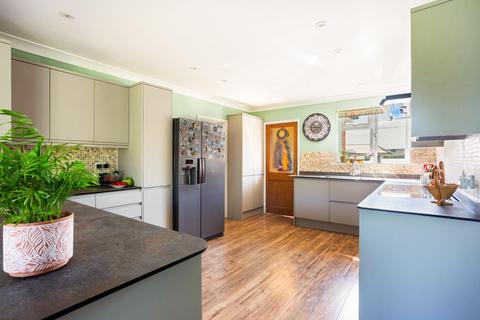 5 bedroom detached bungalow for sale, Salisbury Lane, Middle Wallop