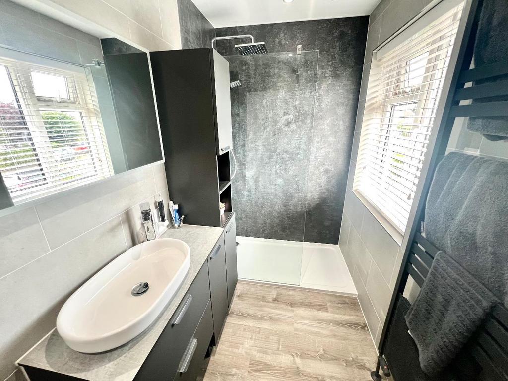 Ensuite Shower Room