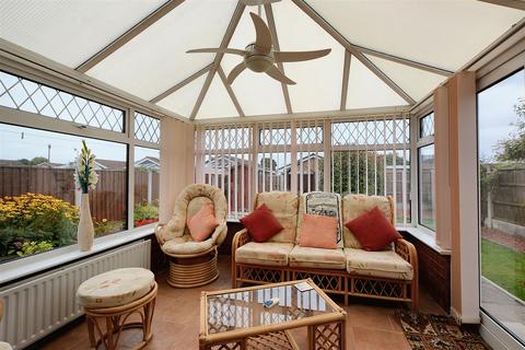 2 bedroom detached bungalow for sale, Berwin Close, Long Eaton