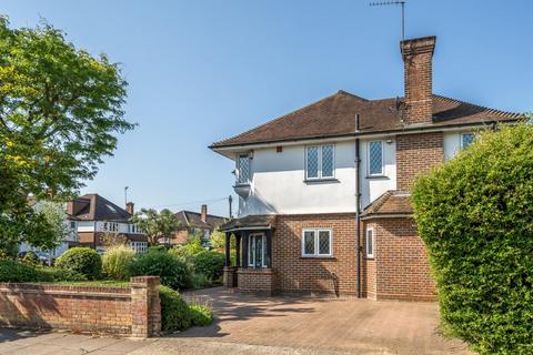 4 bedroom detached house for sale, Langley Way, Cassiobury