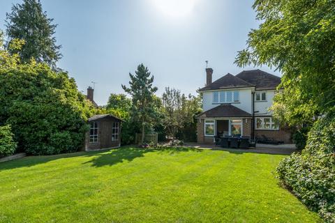 4 bedroom detached house for sale, Langley Way, Cassiobury