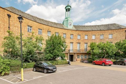 2 bedroom apartment for sale, Constable Close, London