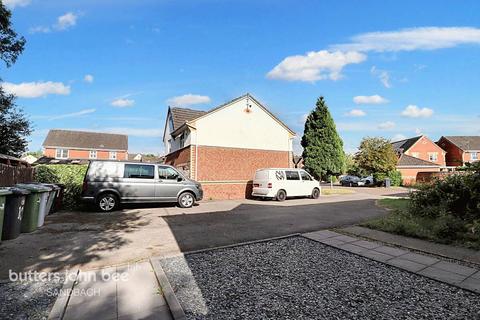 2 bedroom end of terrace house for sale, Lawrence Close, Sandbach