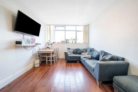 Flat 3, Rotary House Breakspear Road, Ruislip, HA4 7ST