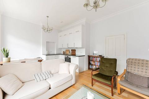 1 bedroom flat to rent, St Georges Drive, Pimlico, London, SW1V