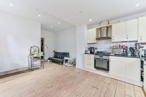11 Headcorn Road, Thornton Heath, CR7 6JR