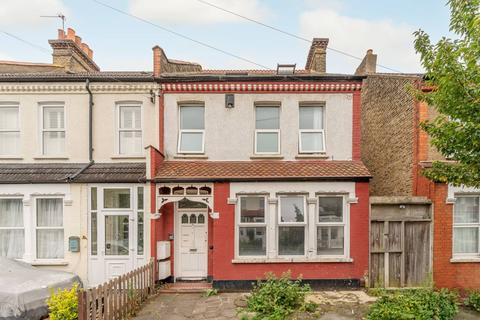 11 Headcorn Road, Thornton Heath, CR7 6JR
