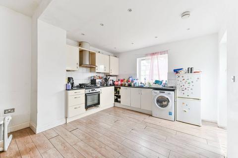 11 Headcorn Road, Thornton Heath, CR7 6JR