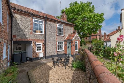 2 bedroom semi-detached house for sale, High Street, Wells-next-the-Sea, NR23