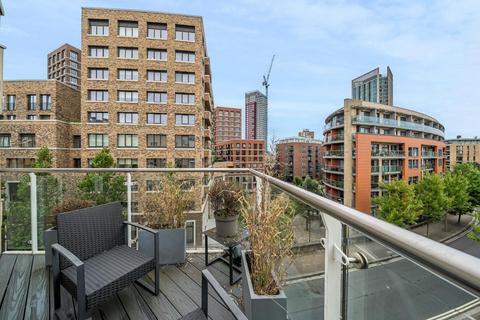 2 bedroom flat for sale, Water Gardens Square, Surrey Quays