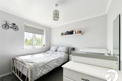 130 Yeates Drive, Kemsley, Sittingbourne, ME10 2PW