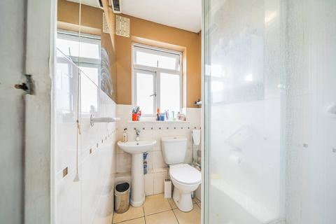 6 Streatham Road, Mitcham, CR4 2AA