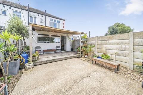 6 Streatham Road, Mitcham, CR4 2AA