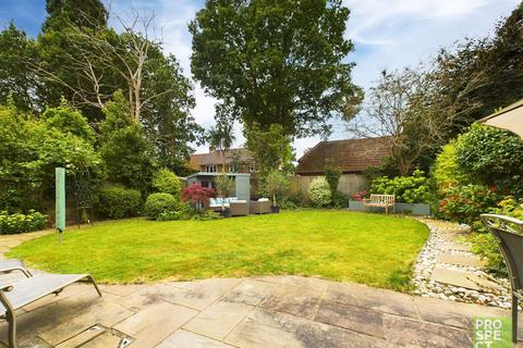 4 bedroom detached house for sale, Roundshead Drive, Warfield, Berkshire, RG42