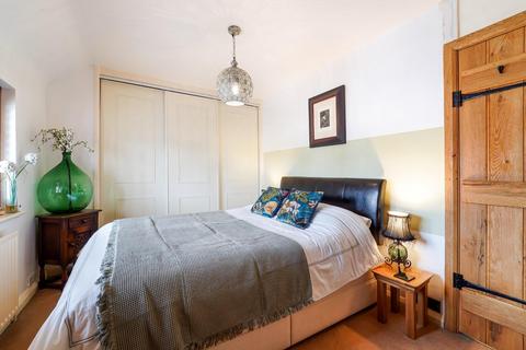 51 Browning Avenue, Worcester Park, KT4 8AY