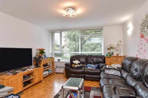 2 bedroom flat for sale, Brooklyn Avenue, Worthing, West Sussex