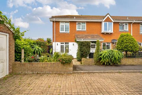 3 bedroom end of terrace house for sale, Acorn Close, Selsey, PO20